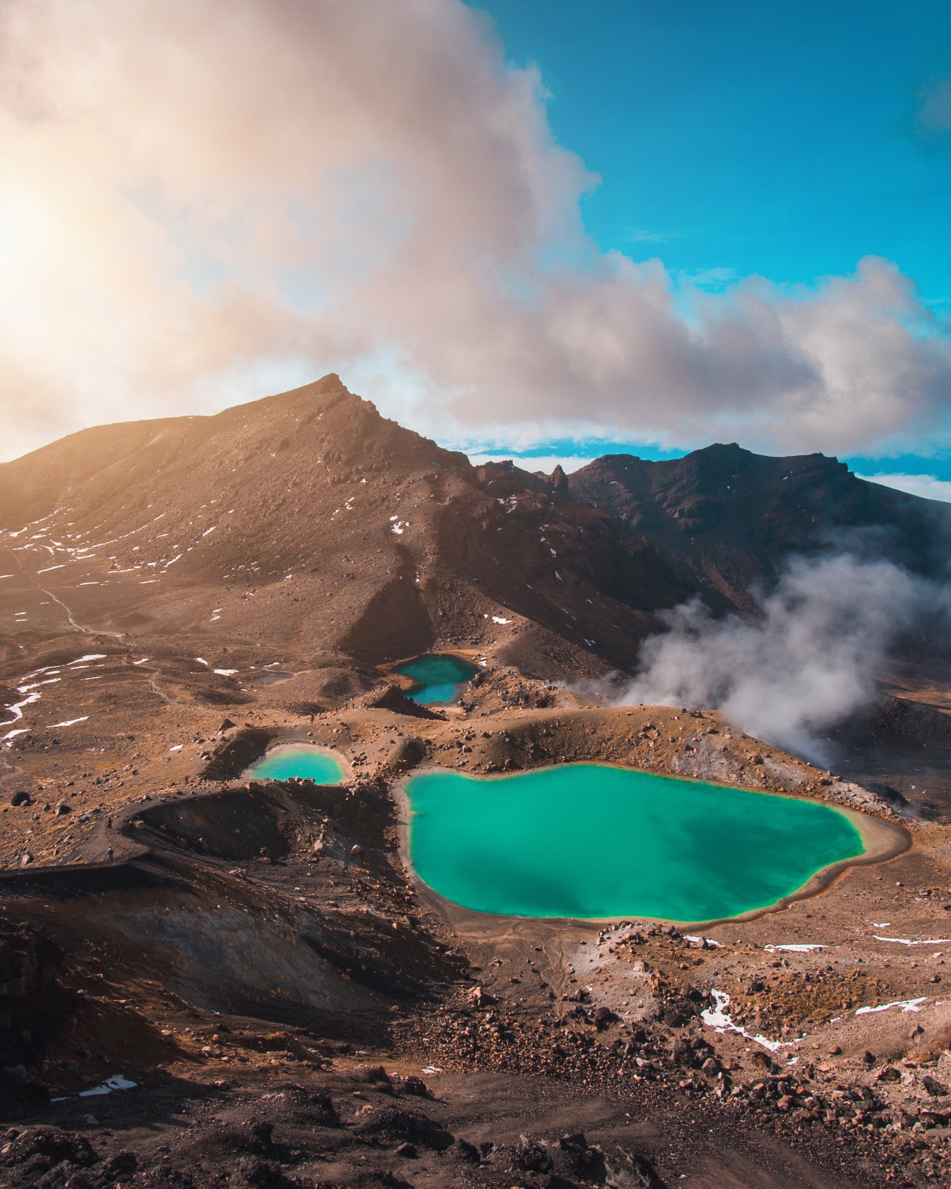 Groene meren te midden van het vulkanische landschap van Tongariro National Park