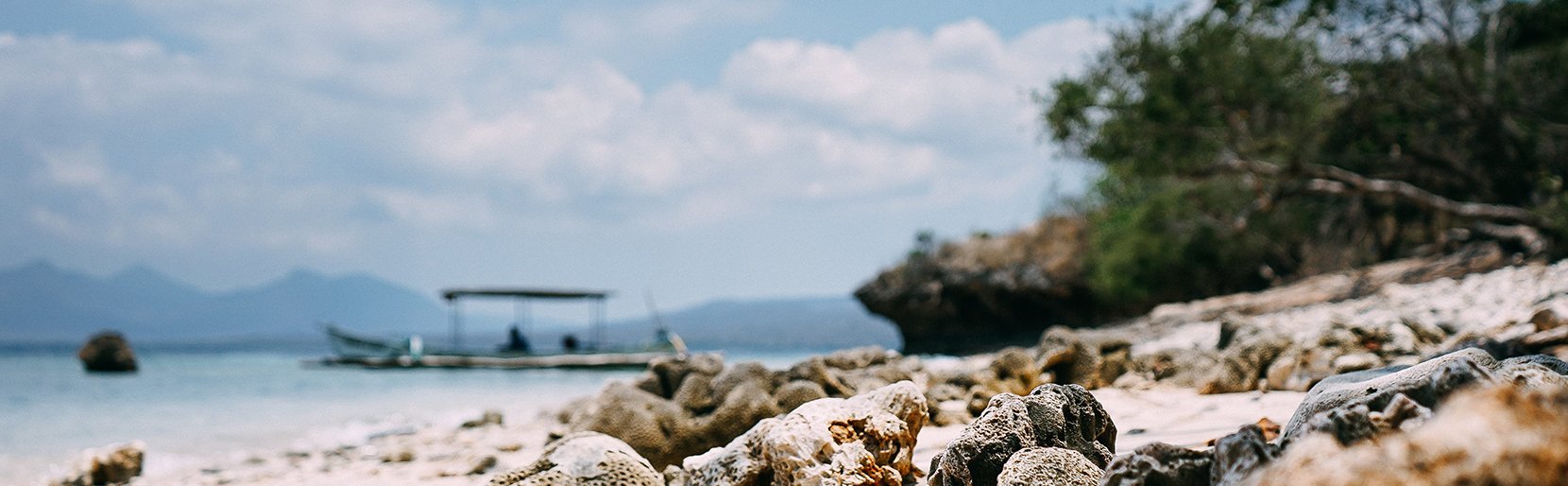 Strand stenen Bali, Indonesië