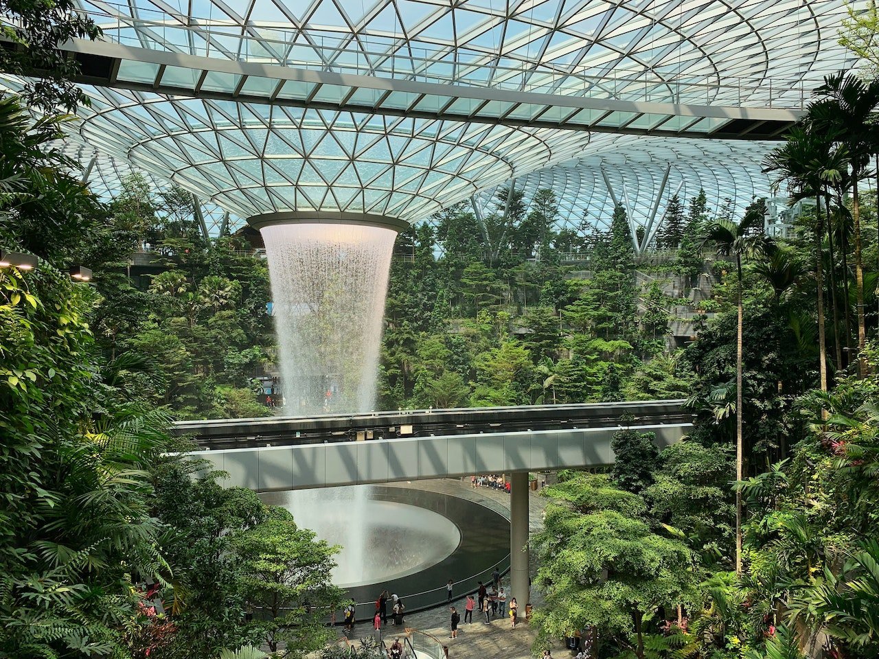 Singapore Airport binnentuin waterval