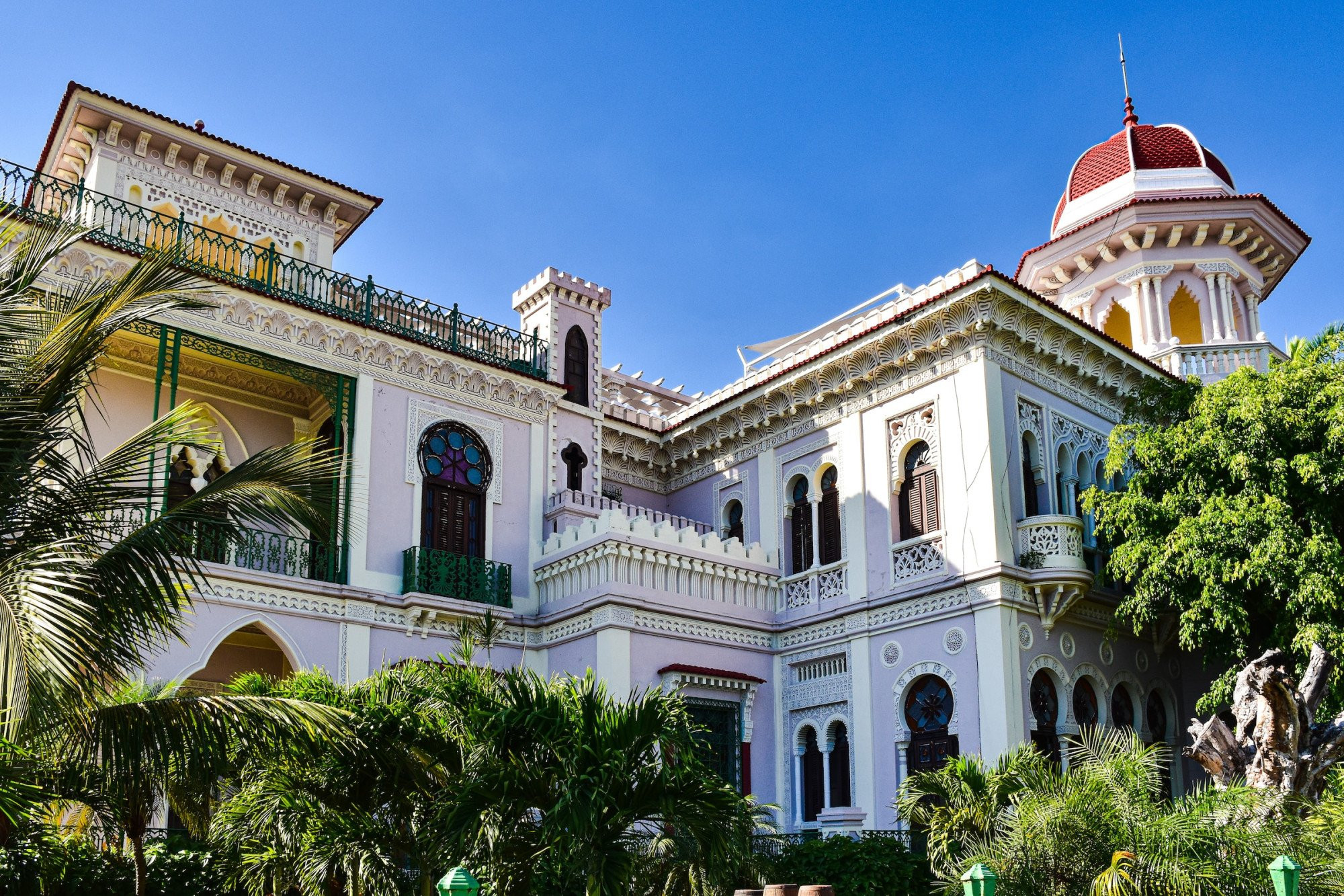 Cuba gebouw kleurrijk