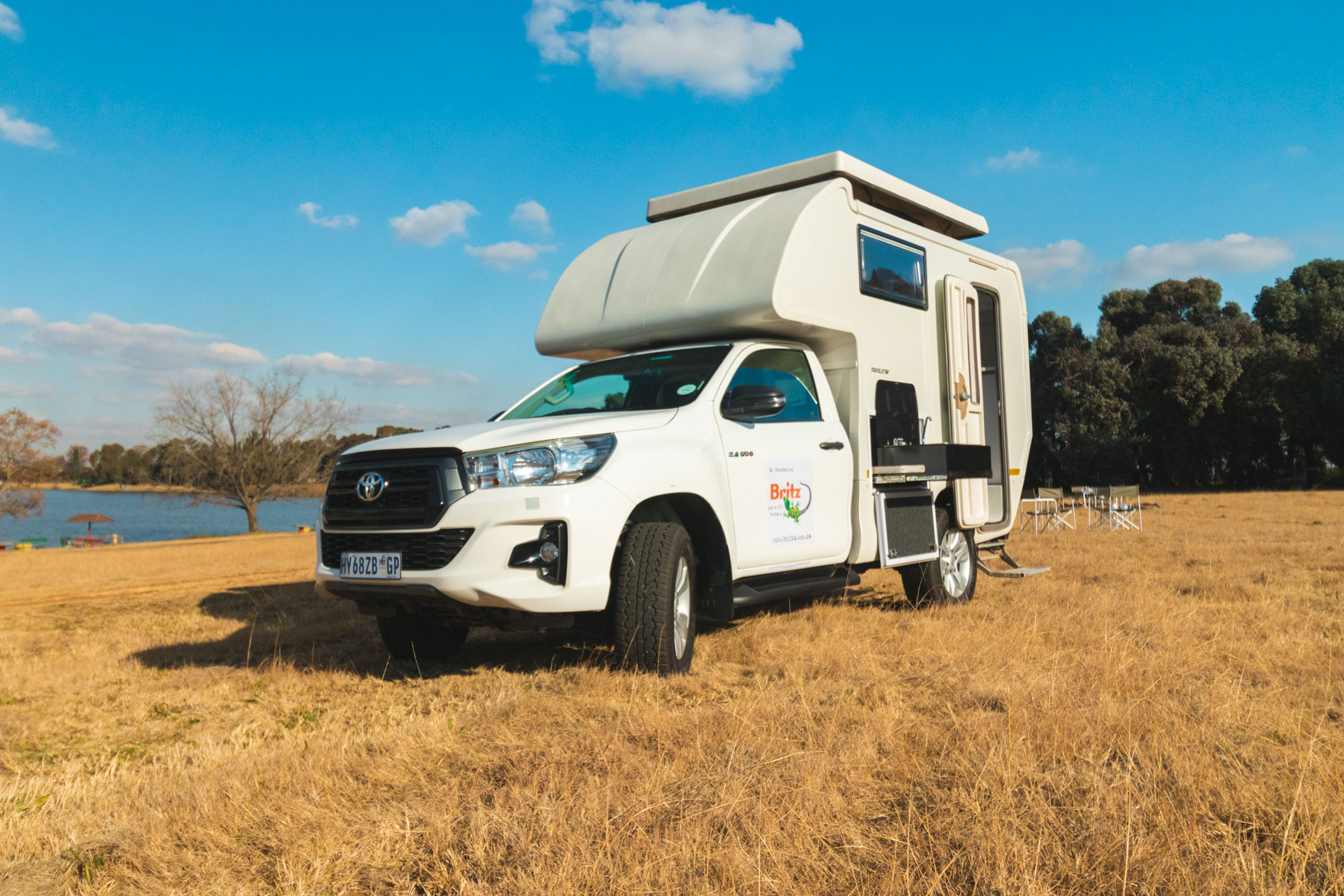 Britz Botswana 4x4 Single Cab 2 Berth Manual Navi