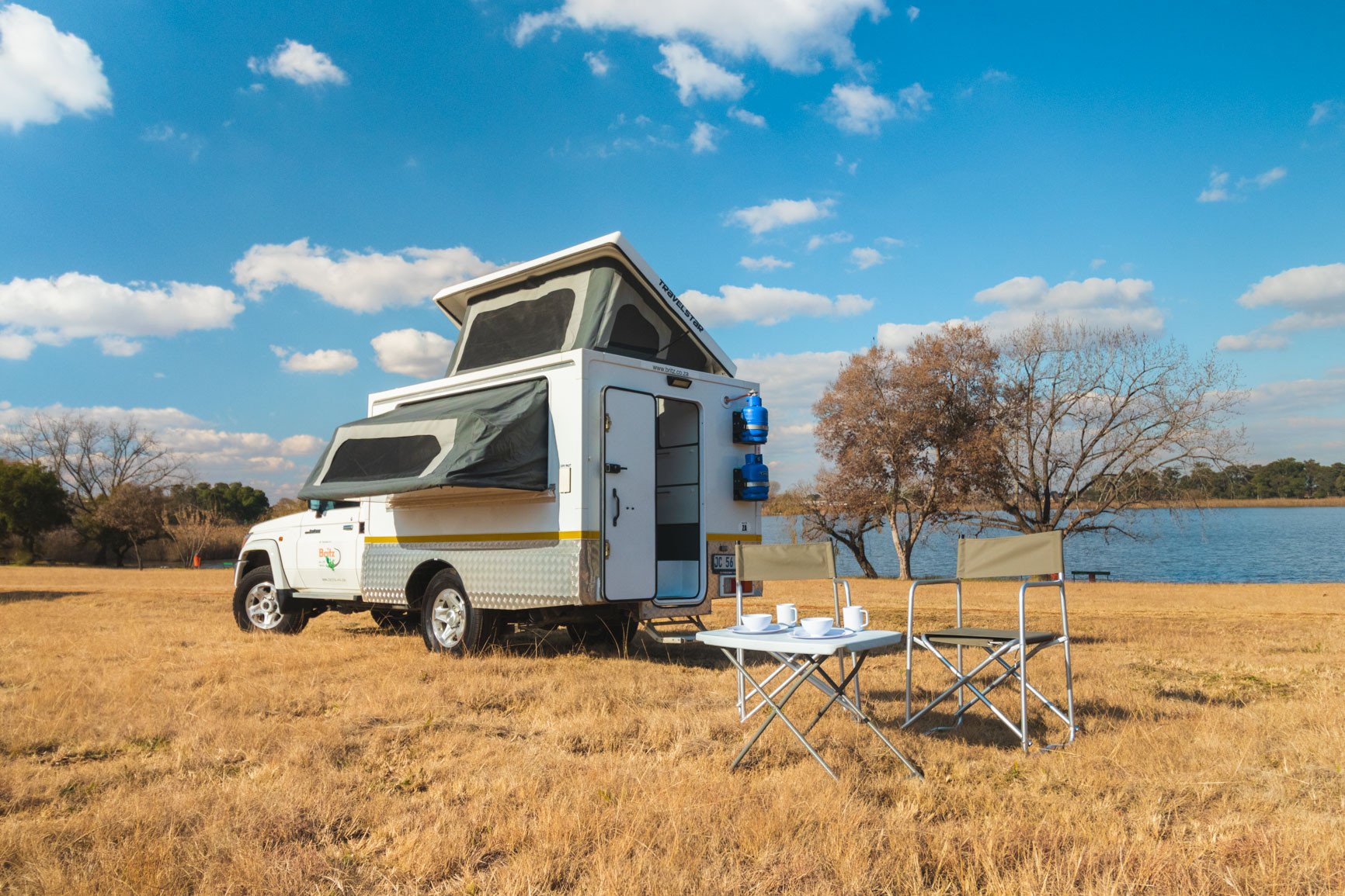 Britz NA 4x4 Single Cab (ORION) met de tenten