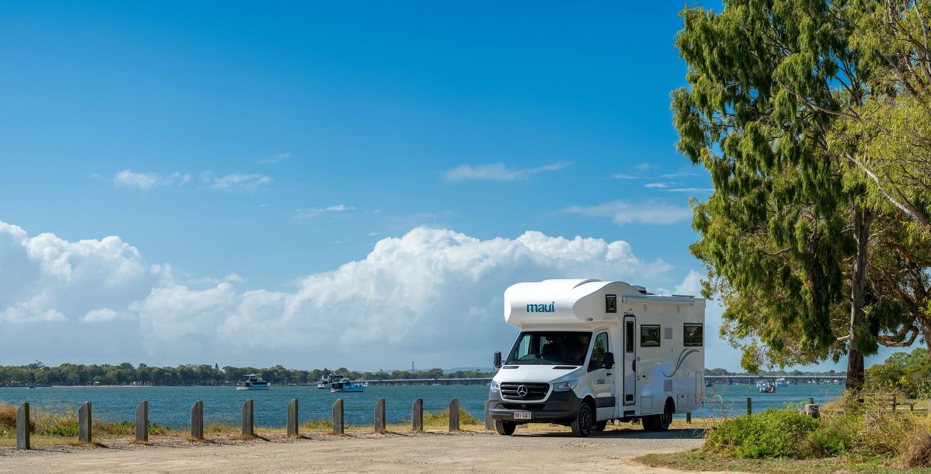 Maui AU River camper aan de rivier