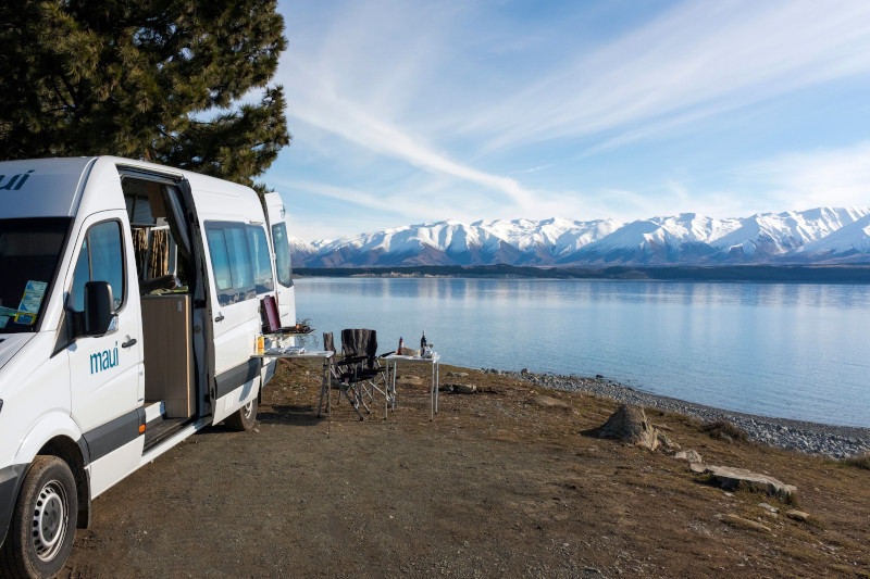 Maui NZ Ultima Plus bij een meer