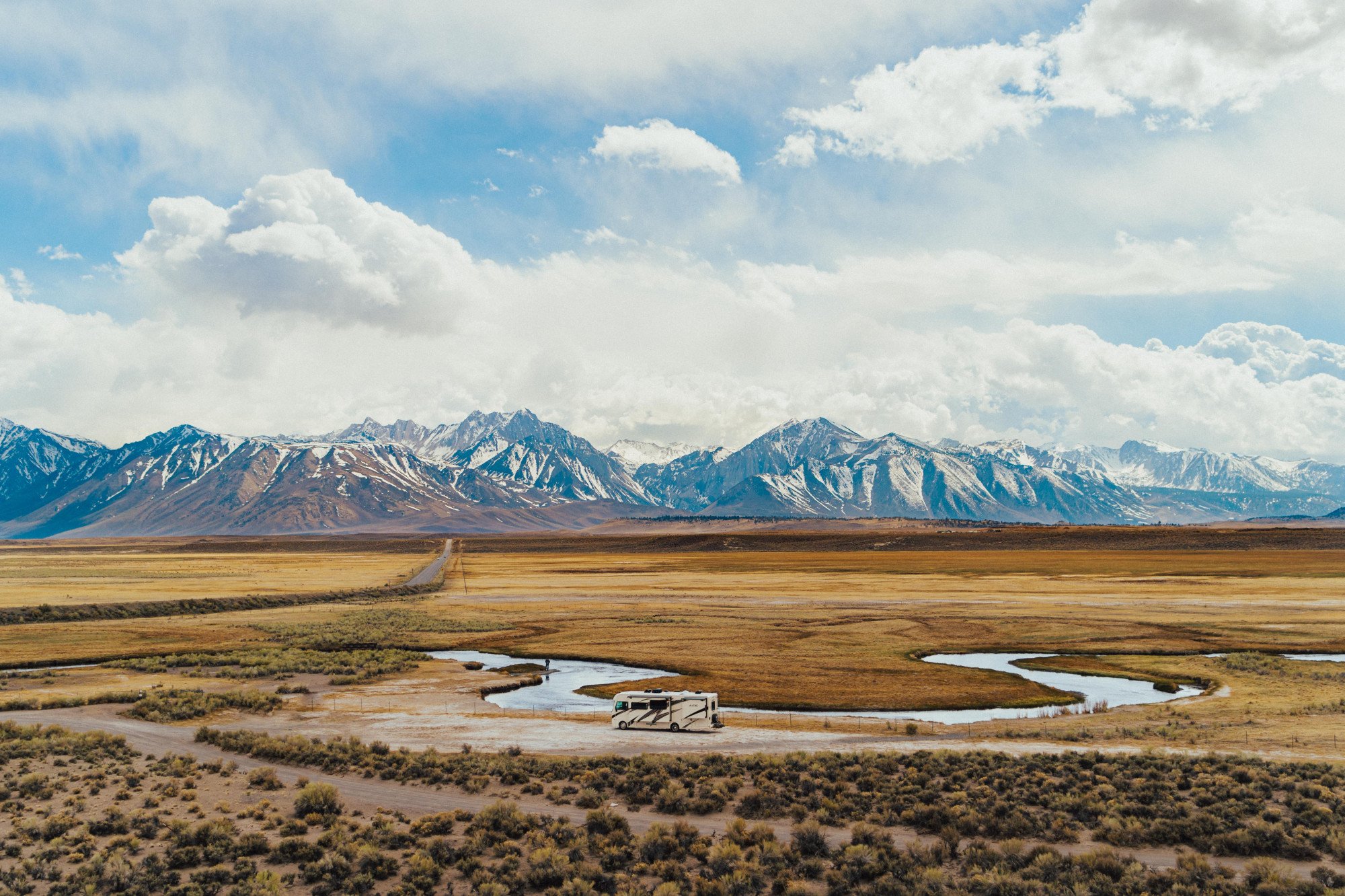 Camper Road Bear Class A slide-out 30-32 ft (type U) natuur